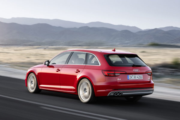 2017-Audi-A4-Avant-3-0-TDI-quattro-rear-three-quarter-in-motion-02